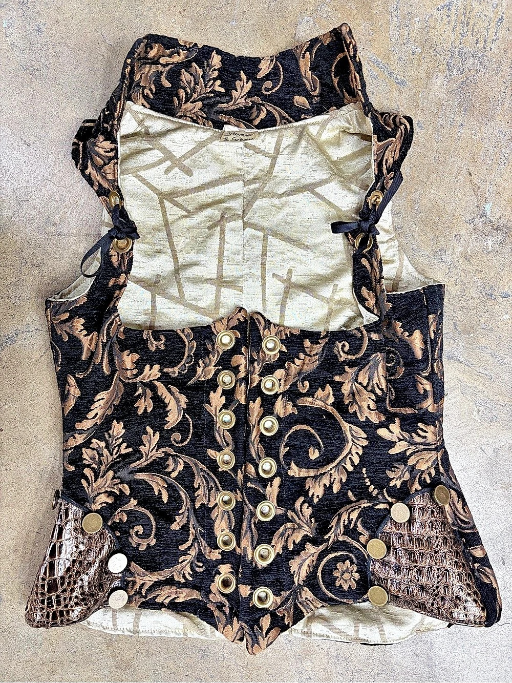 Damsel in this dress Brocade collared vixen Corset Black & Gold 30-32”